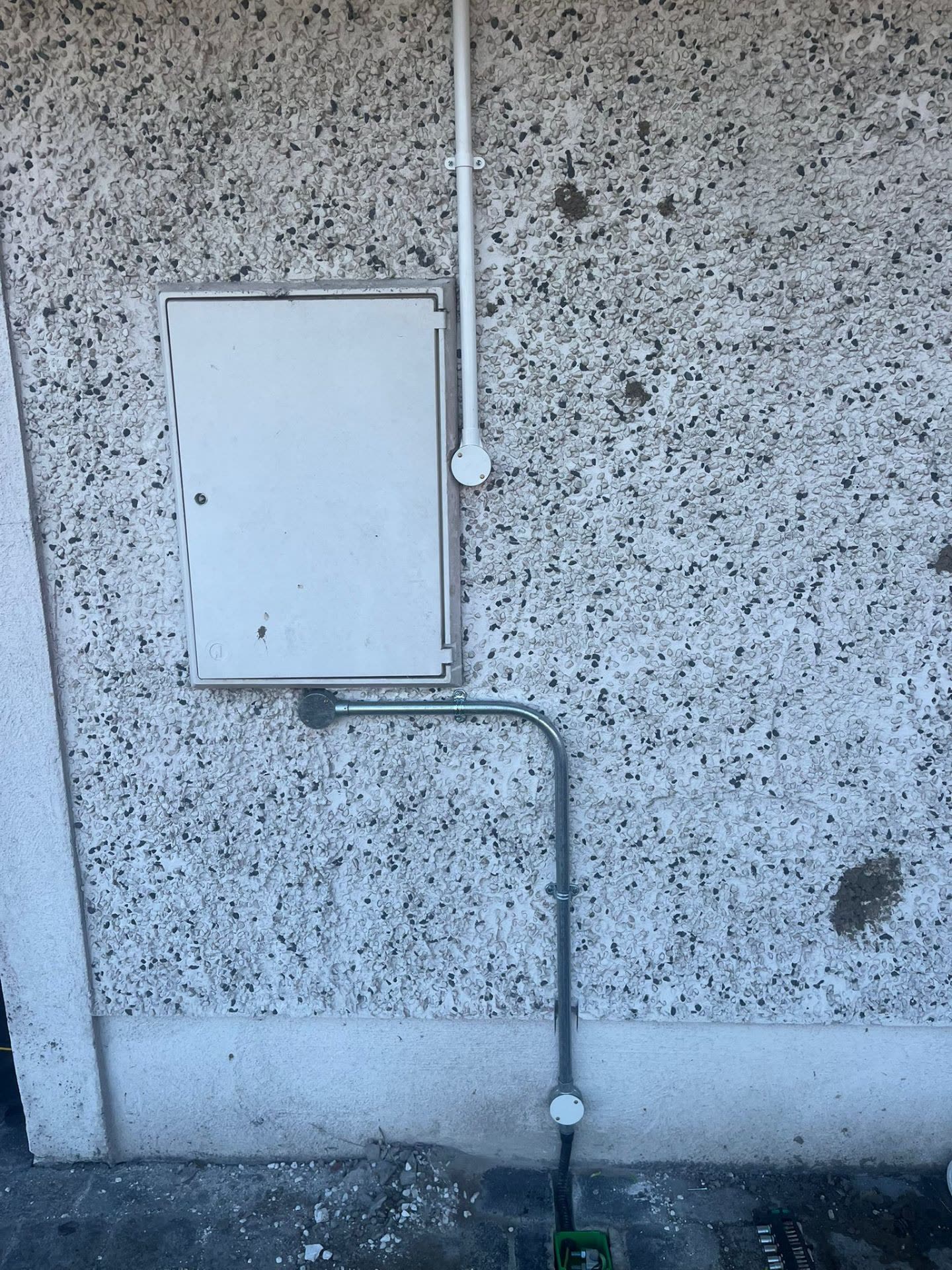 Meter box and conduit for earthing upgrade